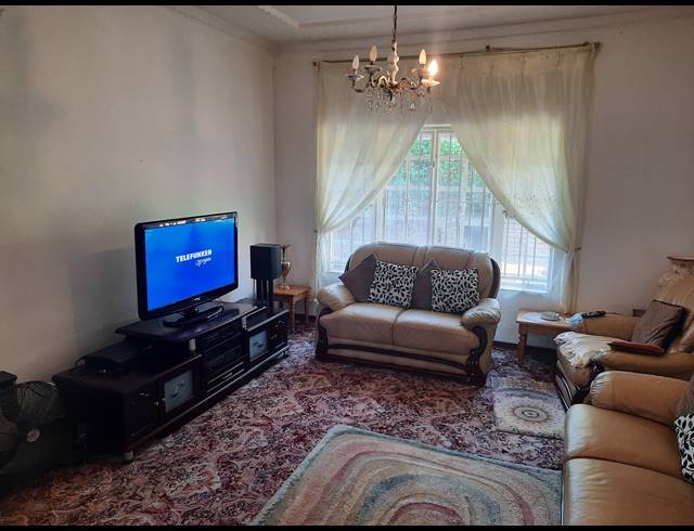 3 BEDROOM HOUSE FOR SALE IN RAISETHORPE